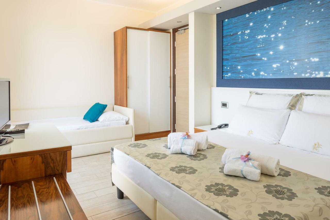 Hotel Porta Rosa Ascea Eksteriør billede